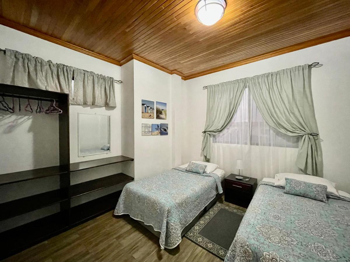 Apartahotel Casa Soleil Puerto Villamil Kültér fotó
