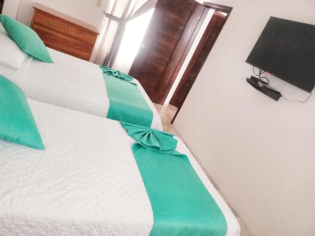 Apartahotel Casa Soleil Puerto Villamil Kültér fotó