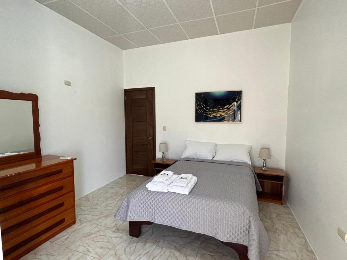 Apartahotel Casa Soleil Puerto Villamil Kültér fotó