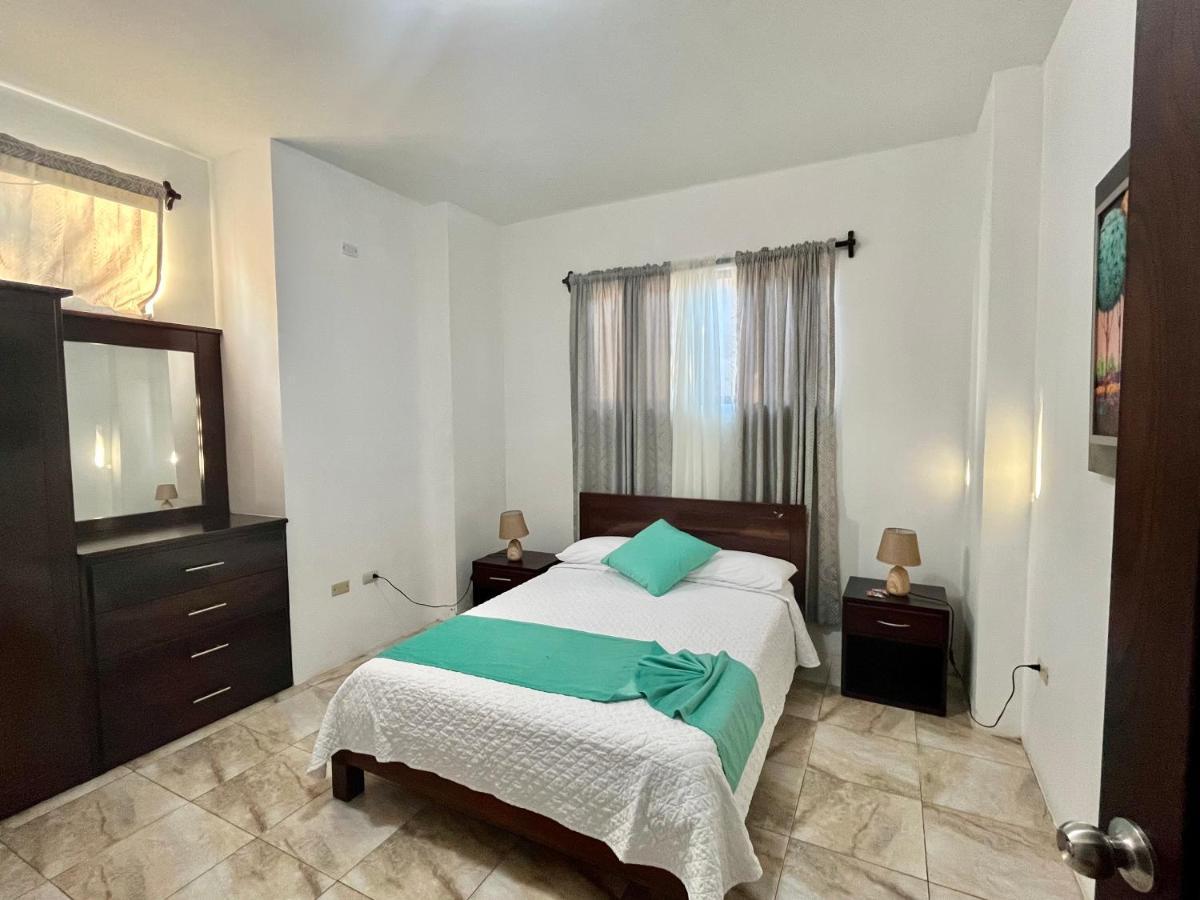 Apartahotel Casa Soleil Puerto Villamil Kültér fotó