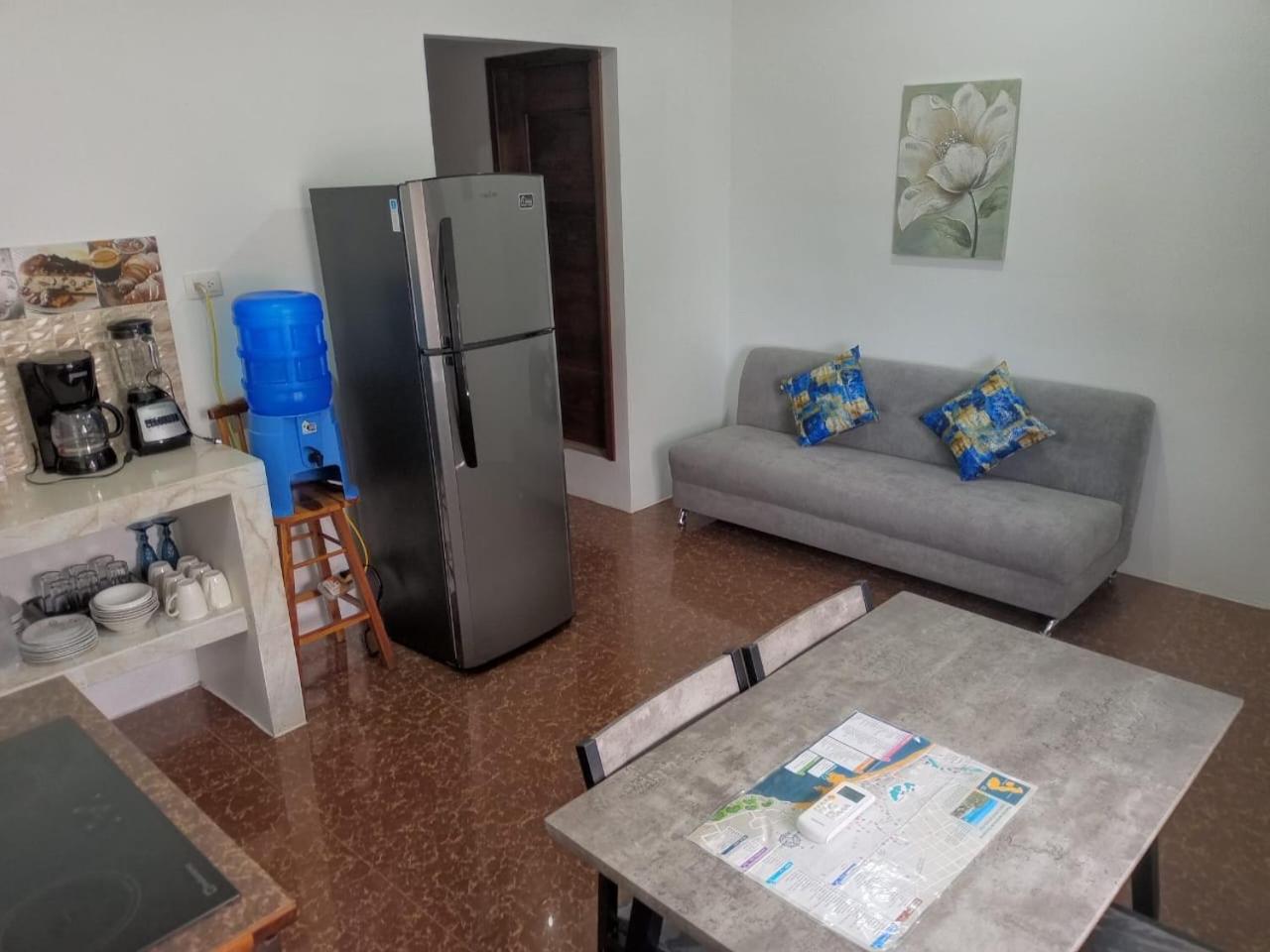 Apartahotel Casa Soleil Puerto Villamil Szoba fotó