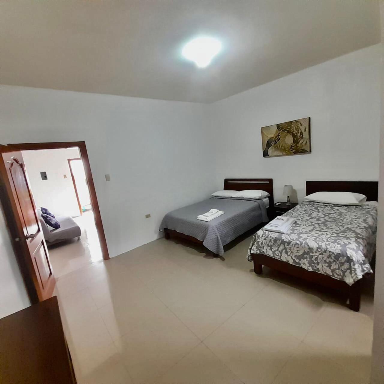 Apartahotel Casa Soleil Puerto Villamil Szoba fotó