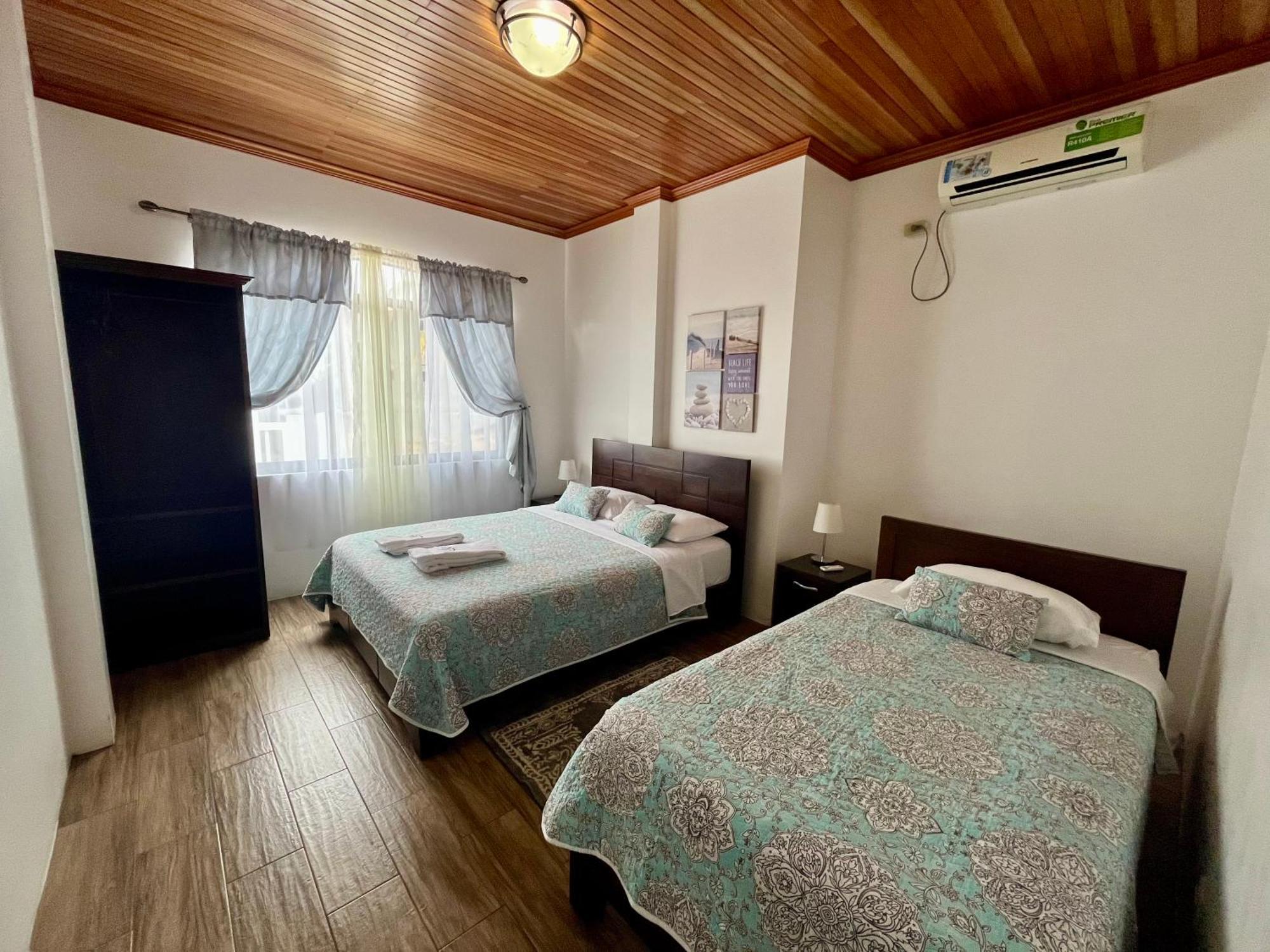 Apartahotel Casa Soleil Puerto Villamil Kültér fotó